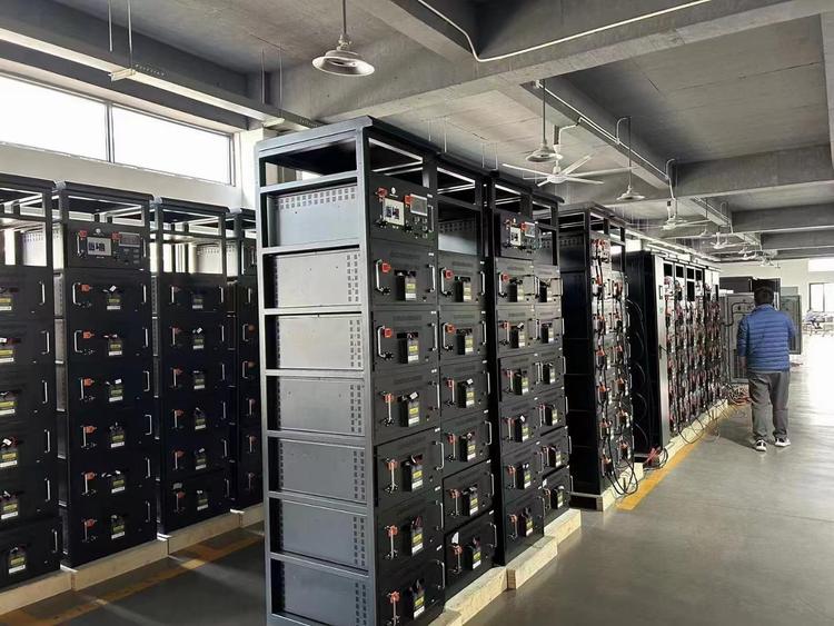 IP65 liquid-cooled C&I ESS battery cabinet applications