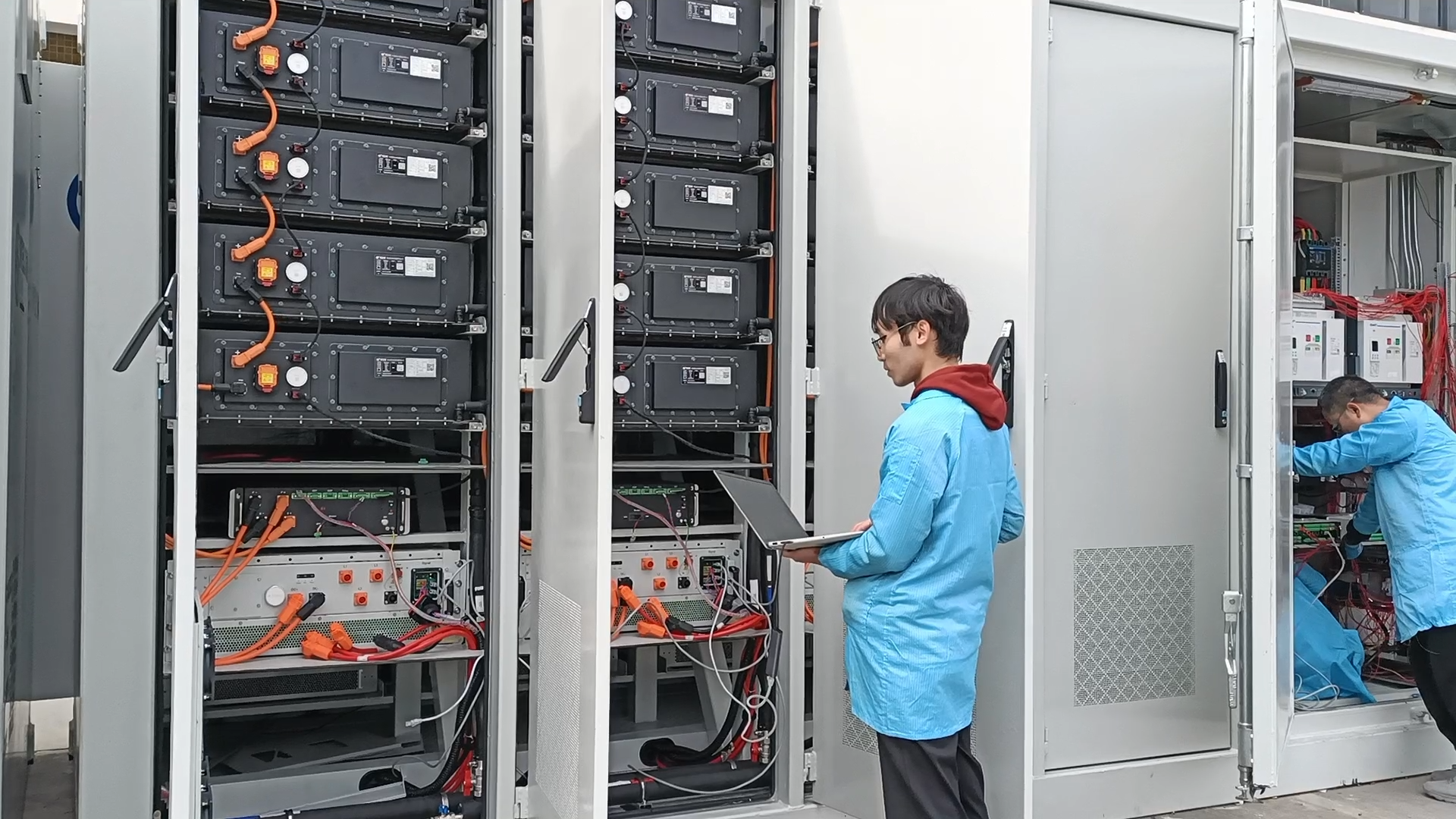 AINEGY containerized BESS integration testing and delivery support