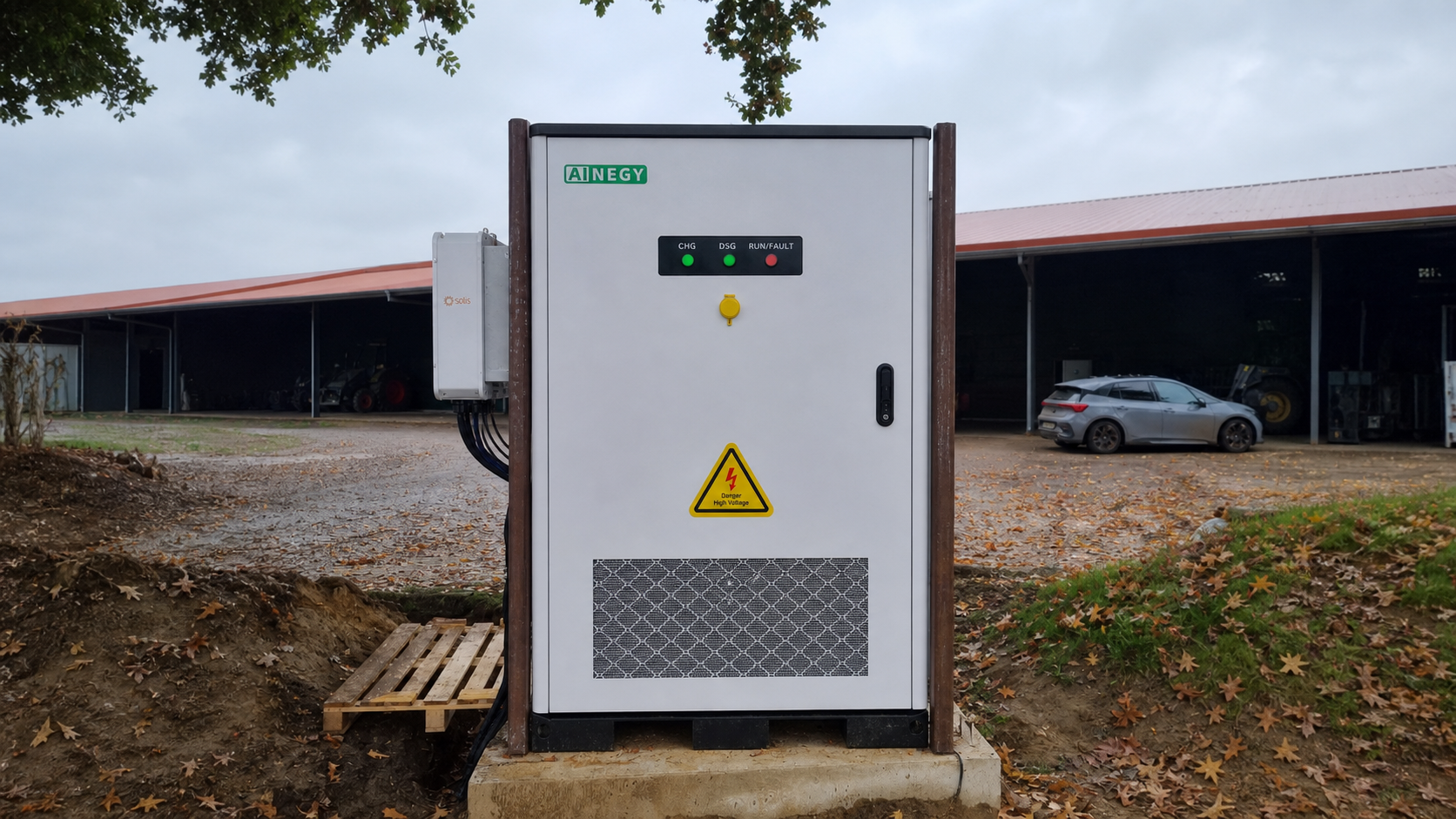 US Standard and Solis ESS cabinet commercial hybrid power applications