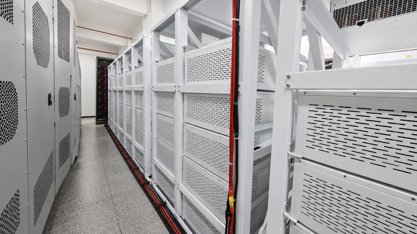 AINEGY LiFePO4 battery rack internal structure for C&I energy storage