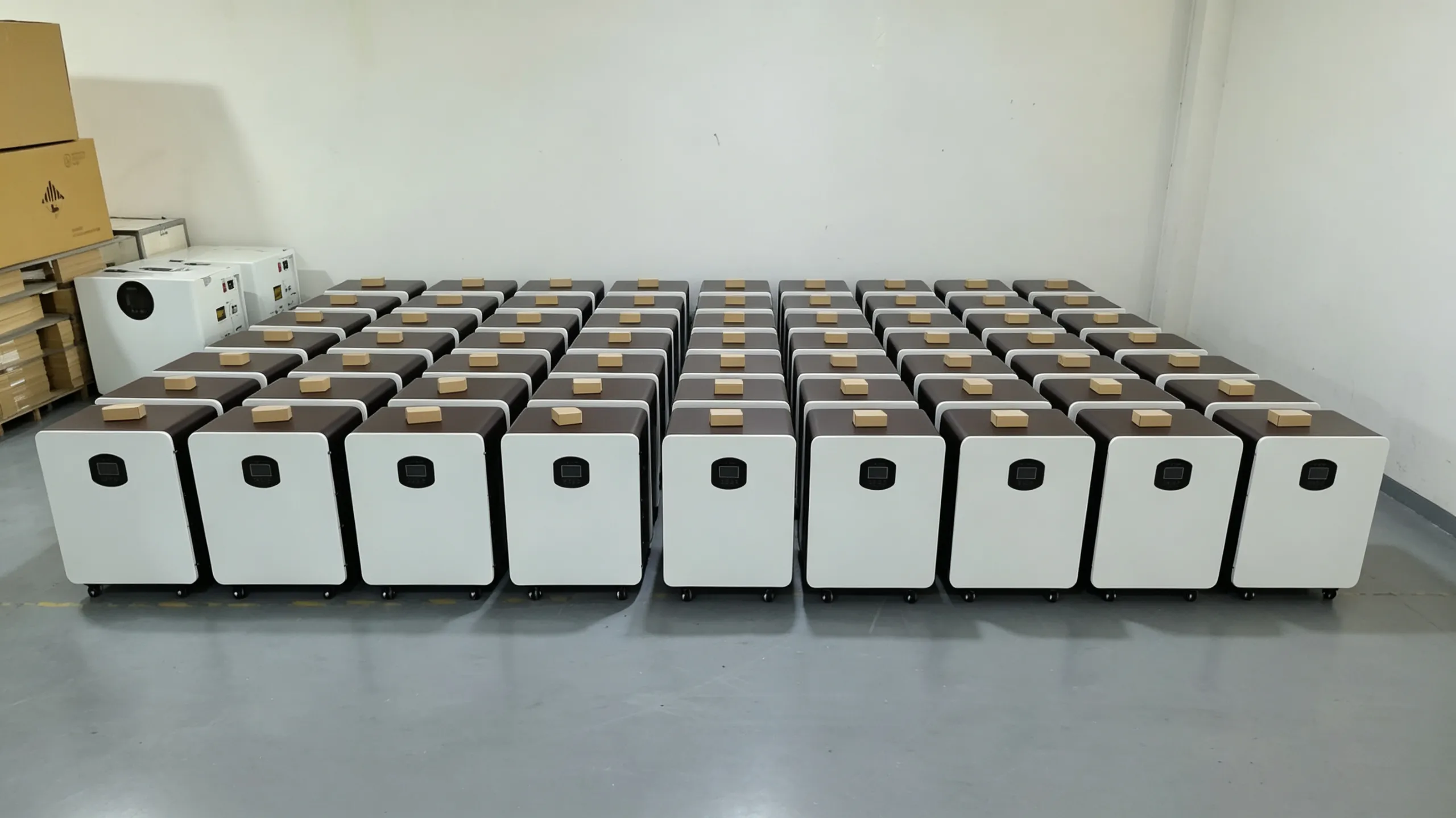 AINEGY 2–5kW Floor-Standing All-In-One Home Energy Storage System real product photo 05