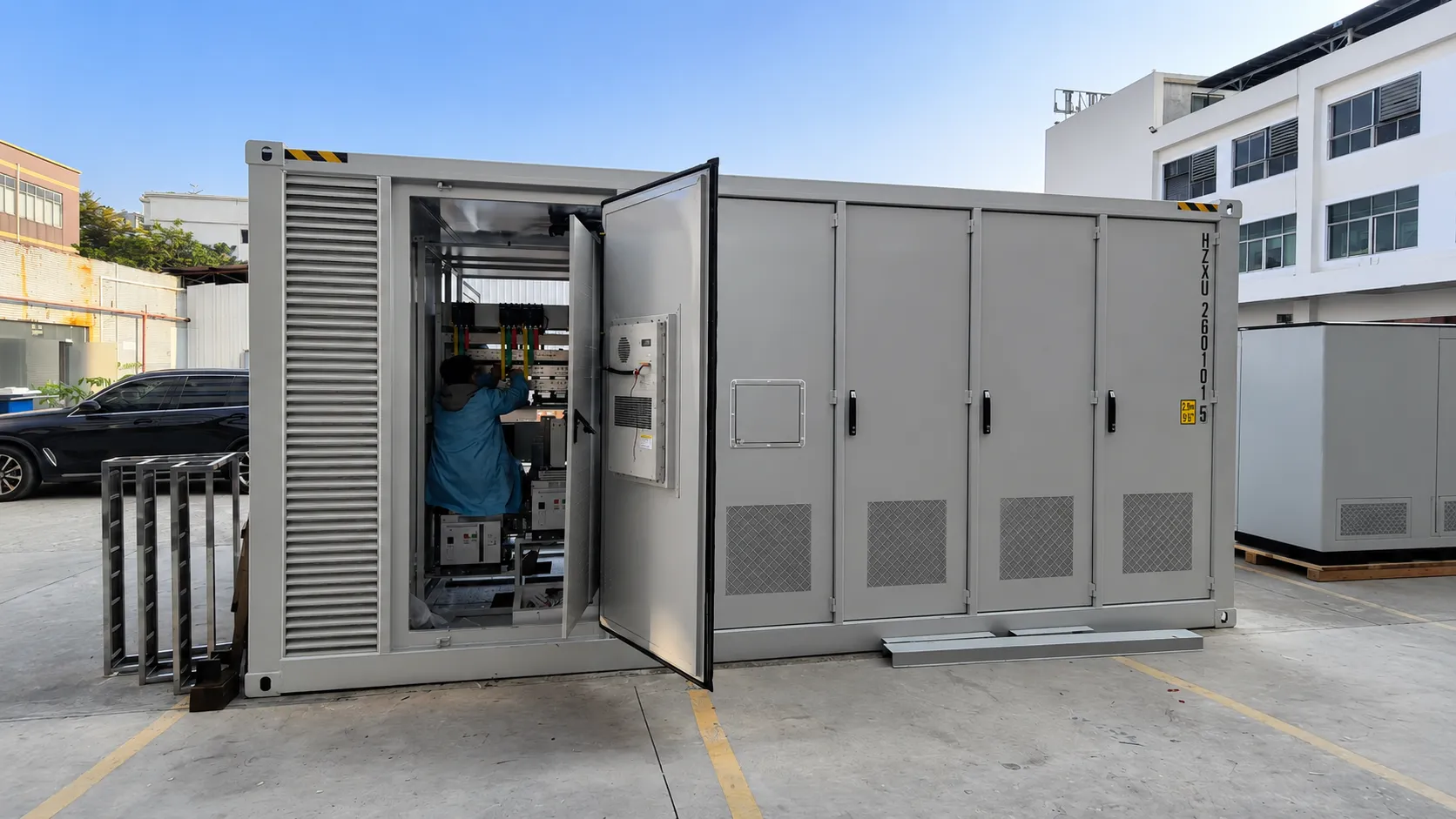 AINEGY 500kW 1MWh Solar-Diesel BESS Container factory testing