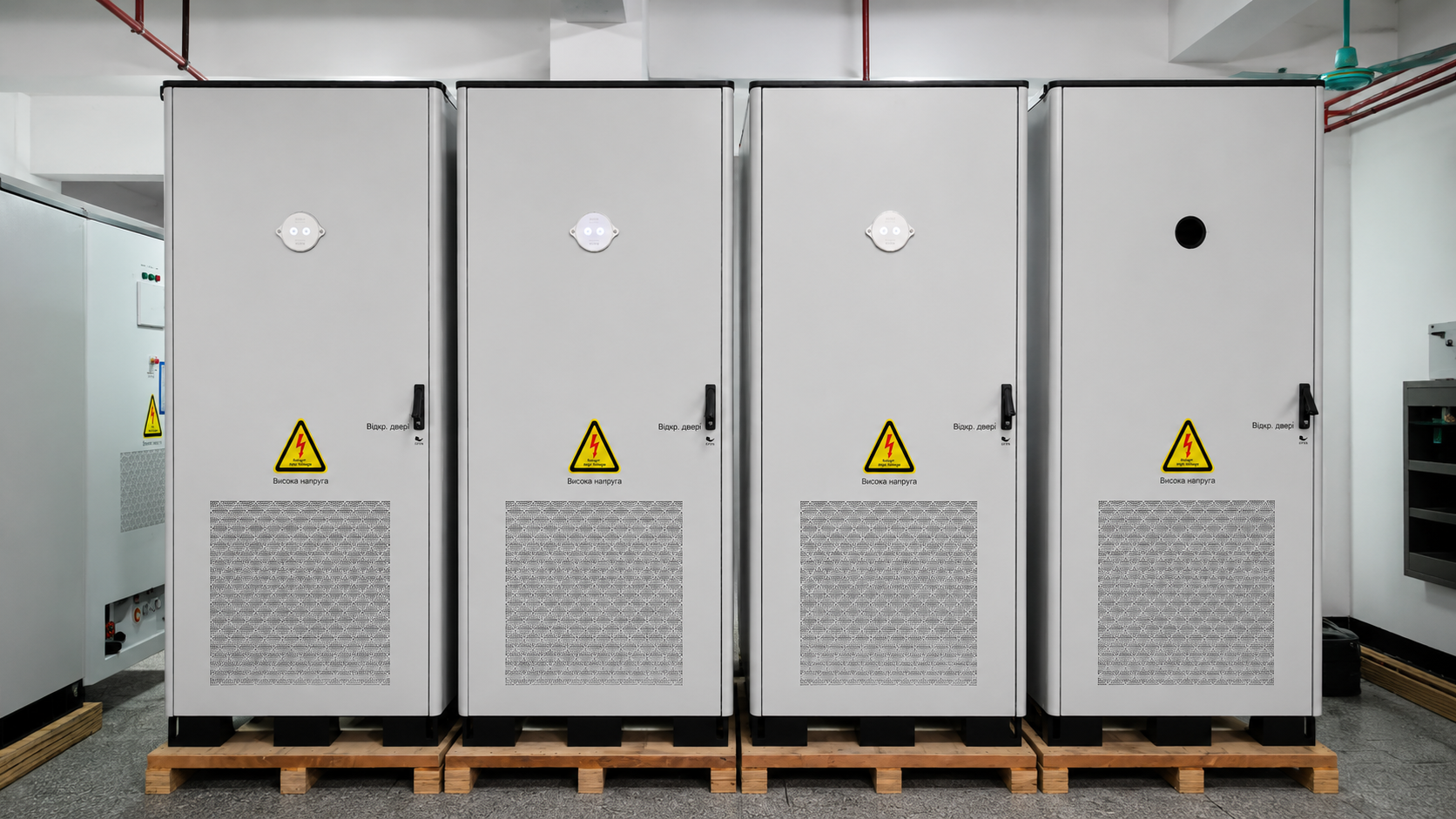 AINEGY On-grid BESS Cabinet / Liquid Cooling annotated product image for grid-tied C&I energy storage cabinet integration